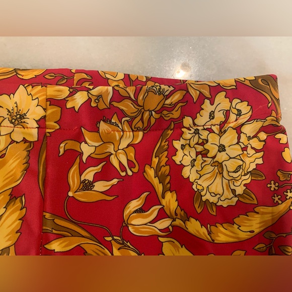 Versace Leggings - Picture 6 of 7